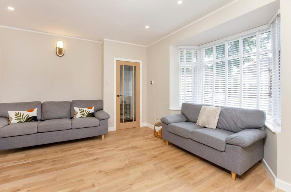 The Dodsworth Modern 4 Bedroom House, Sleeps 8 约克 外观 照片